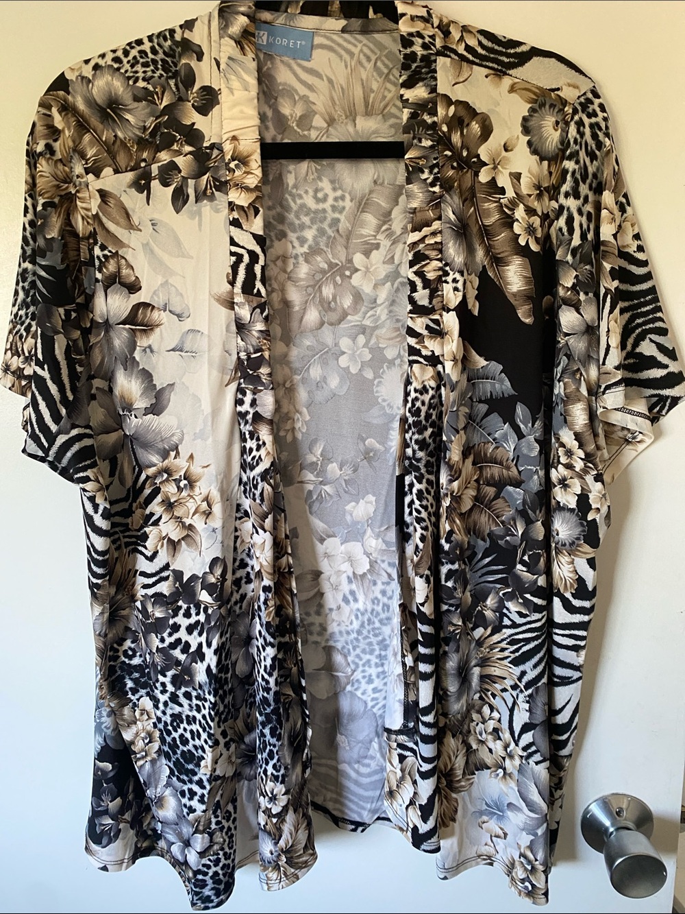 Koret tropical & Animal Print short ft flowy Open Front coverup shacket